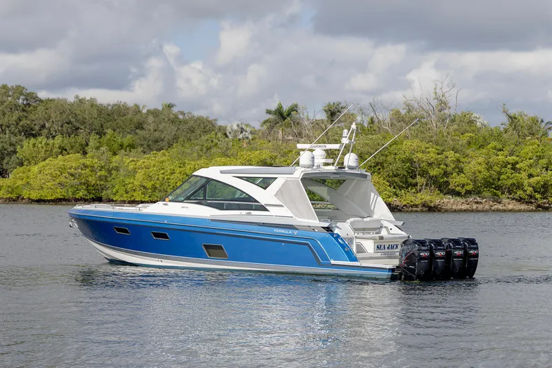 Slide: The Image of Formula 430 Super Sport Crossover 2019 - 75