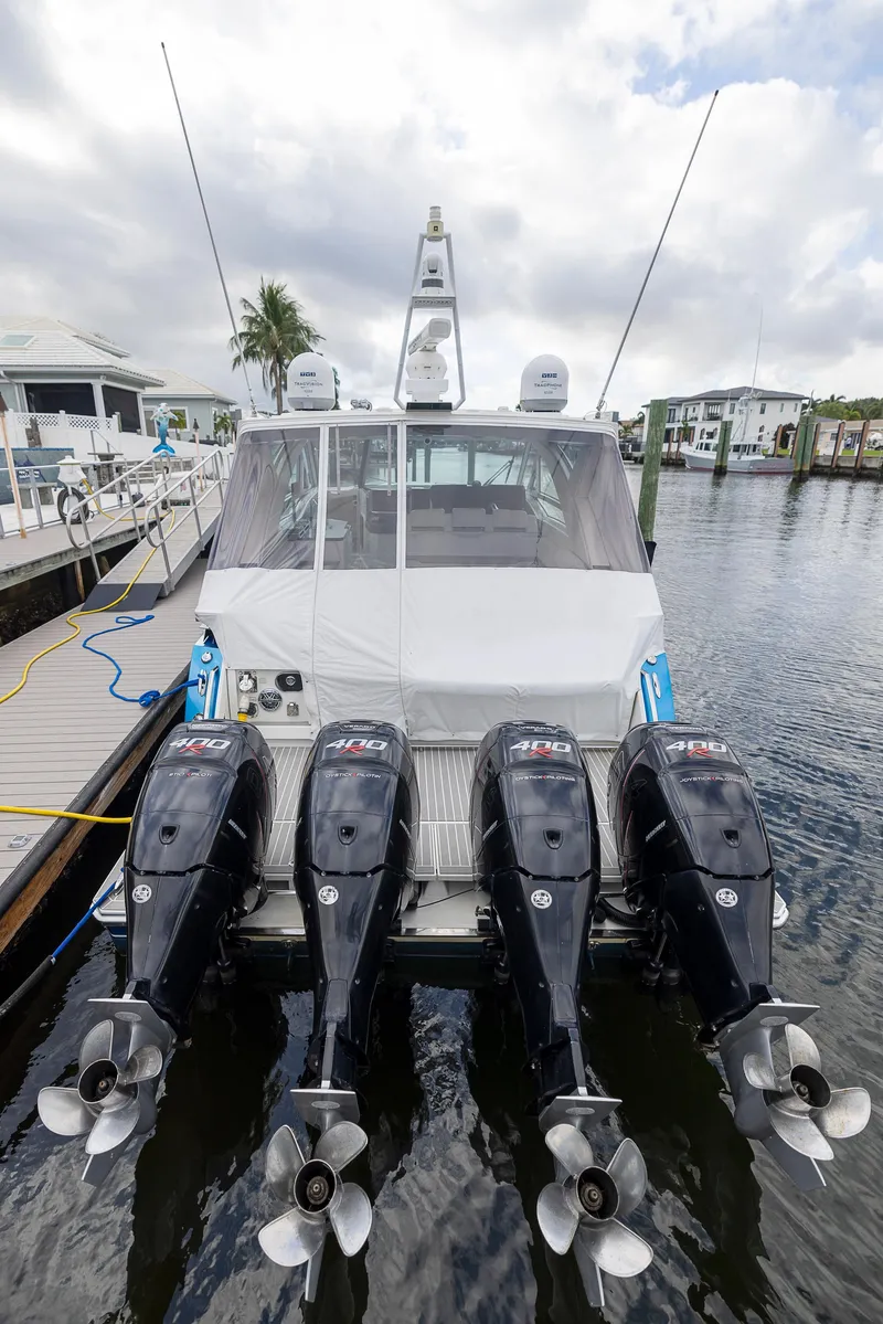 Slide: The Image of Formula 430 Super Sport Crossover 2019 - 88