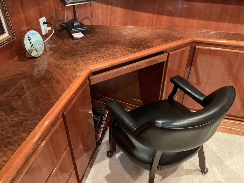 Slide: The Image of Luxurious wooden desk and chair in Novatec Islander 55 yacht, 2000 model. - 39