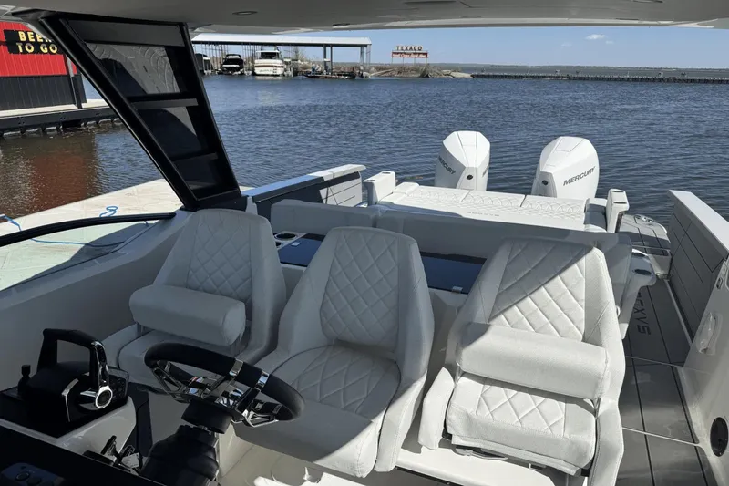 Slide: The Image of Saxdor 320 GTO 2025 - 11