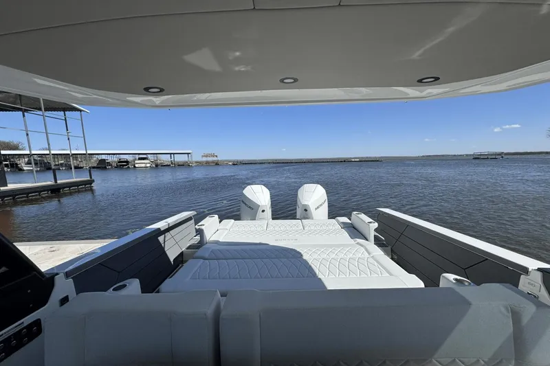 Slide: The Image of Saxdor 320 GTO 2025 - 13