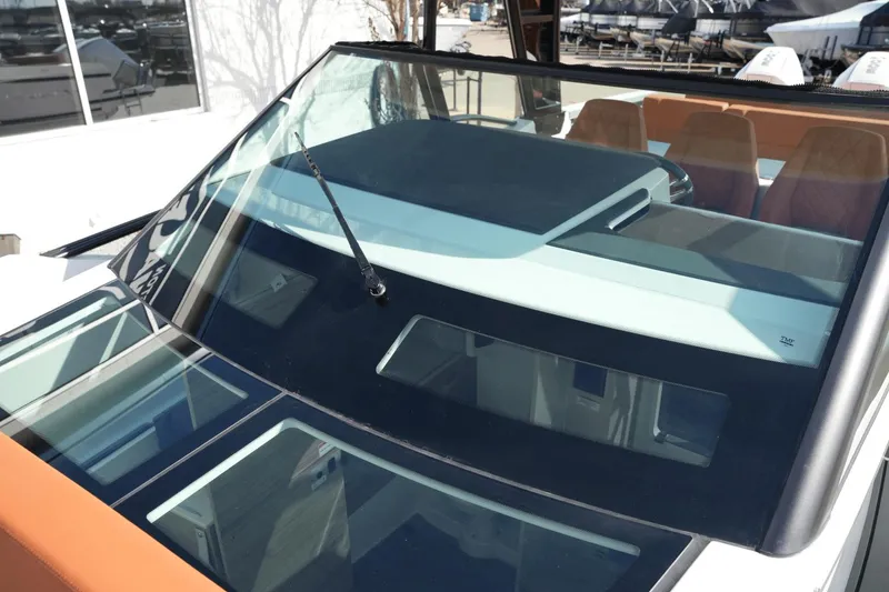 Slide: The Image of Saxdor 320 GTO 2025 - 53