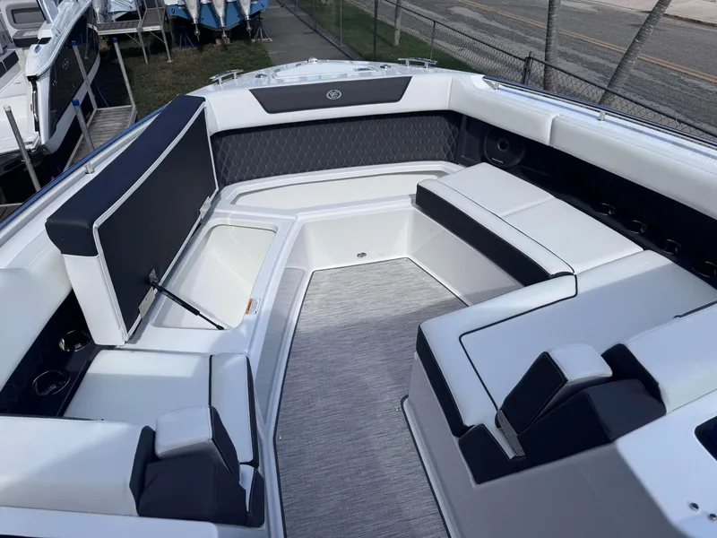 Slide: The Image of 2025 Cobalt R35 boat interior with sleek seating and modern design. - 9