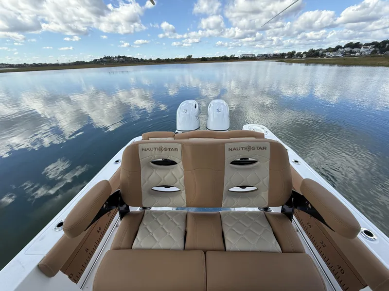 Slide: The Image of Captain Seating  - 20