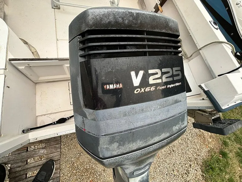Slide: The Image of Yamaha V225 OX66 outboard motor on 1985 Grady-White 24 Fisherman boat. - 6