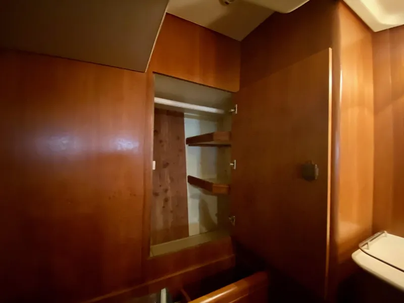 Slide: The Image of 2005 Hunter 41AC - Catherine Alease - 50