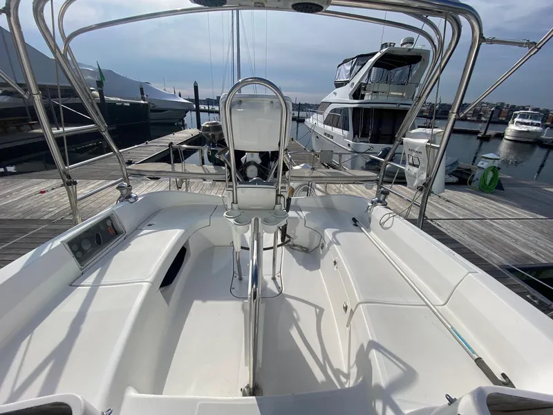 Slide: The Image of 2005 Hunter 41AC - Catherine Alease - 56