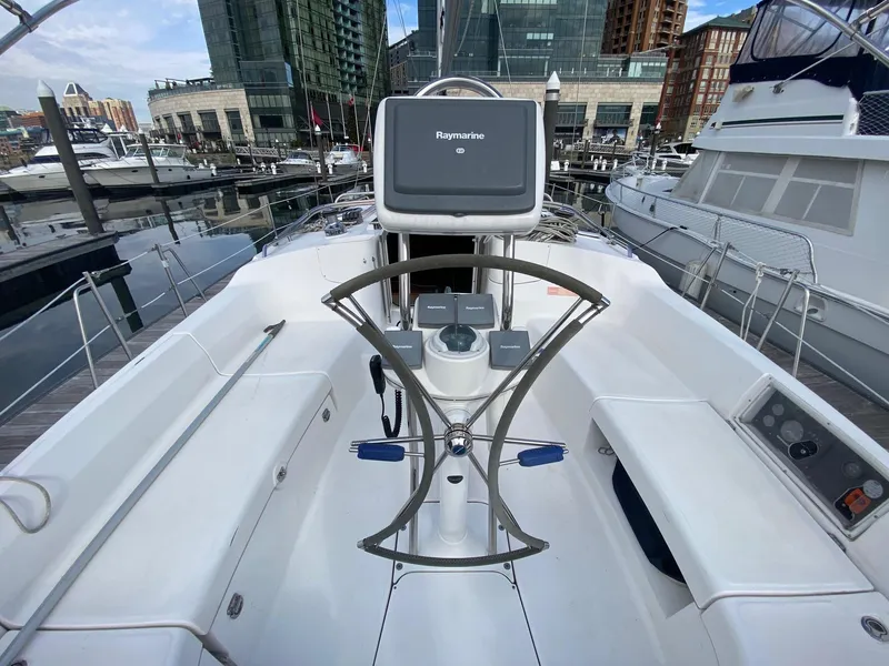 Slide: The Image of 2005 Hunter 41AC - Catherine Alease - 60