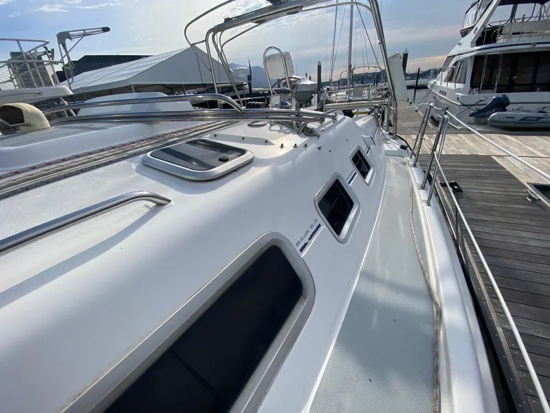 Slide: The Image of 2005 Hunter 41AC - Catherine Alease - 69