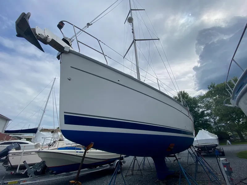 Slide: The Image of 2005 Hunter 41AC - Catherine Alease - 76