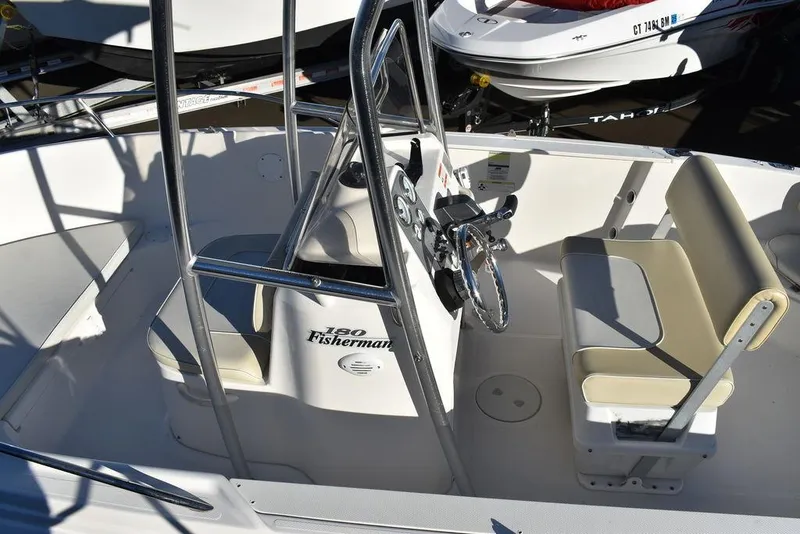 Slide: The Image of Wellcraft 180 Fisherman 2012 - 14