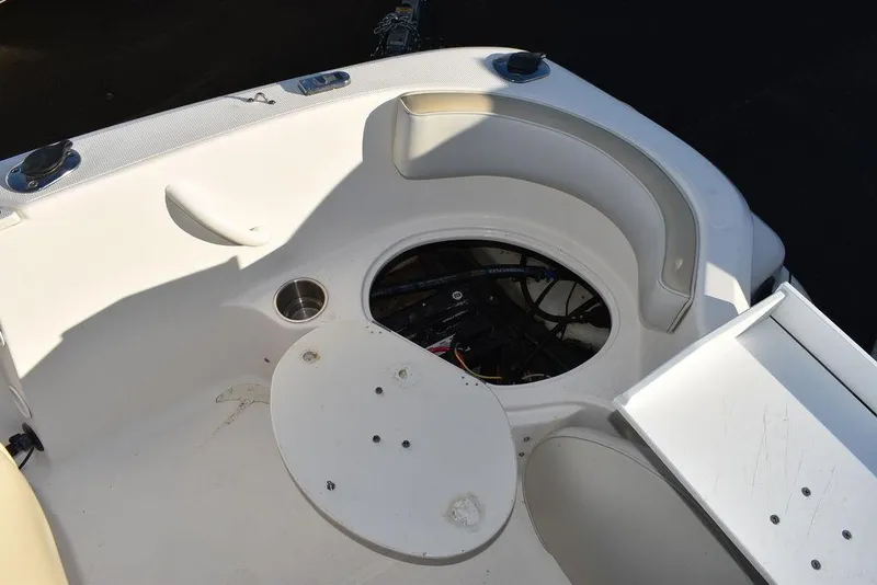 Slide: The Image of Wellcraft 180 Fisherman 2012 - 29