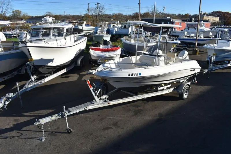 Slide: The Image of Wellcraft 180 Fisherman 2012 - 3