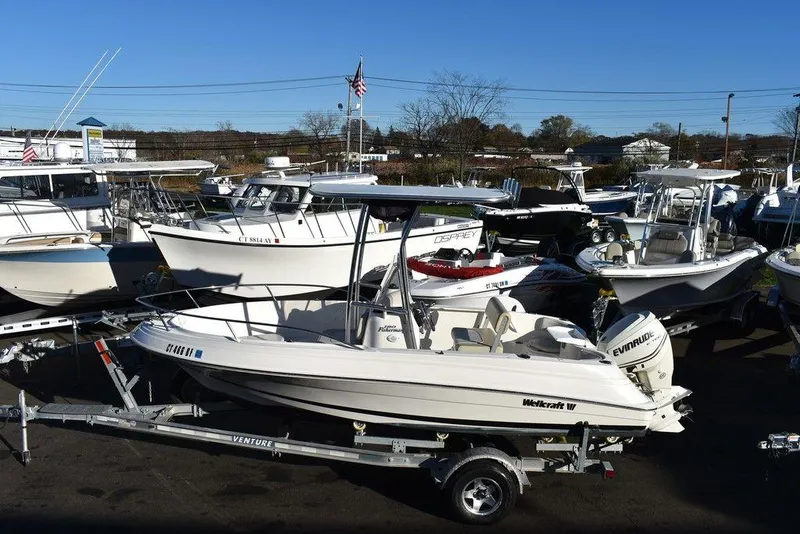 Slide: The Image of Wellcraft 180 Fisherman 2012 - 4