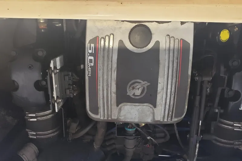 Slide: The Image of Engine of 2009 Hurricane FunDeck GS 202 I/O boat, featuring 5.0 MPI. - 6