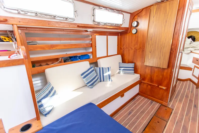 Slide: The Image of Tartan 34C 1970 - 45