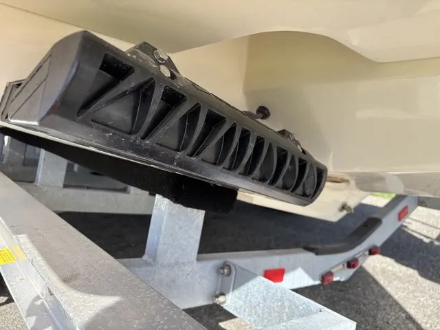 Slide: The Image of Scout 260LXF 2025 - 29
