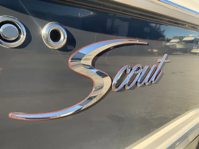 Slide: The Image of Scout 260LXF 2025 - 3