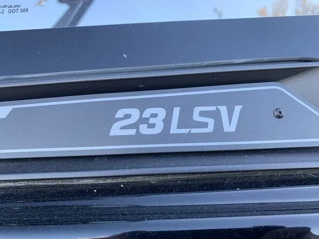 Slide: The Image of Malibu Wakesetter 23 LSV 2021 - 16