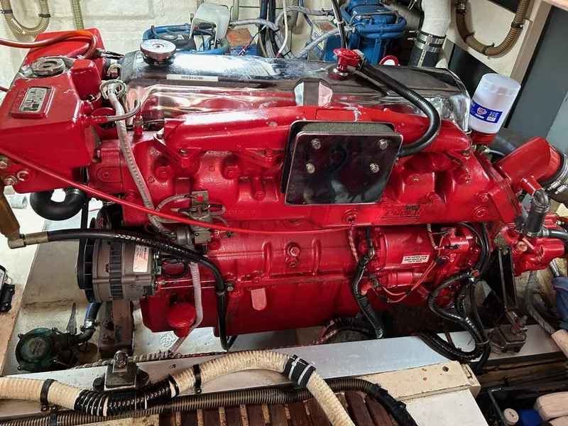 Slide: The Image of Grand Banks 42 Classic 1986 - 50