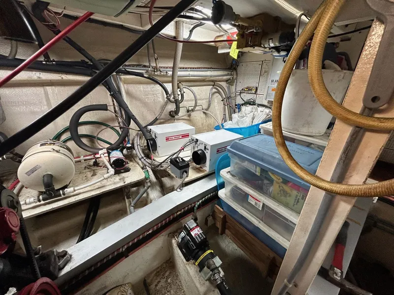 Slide: The Image of Grand Banks 42 Classic 1986 - 56