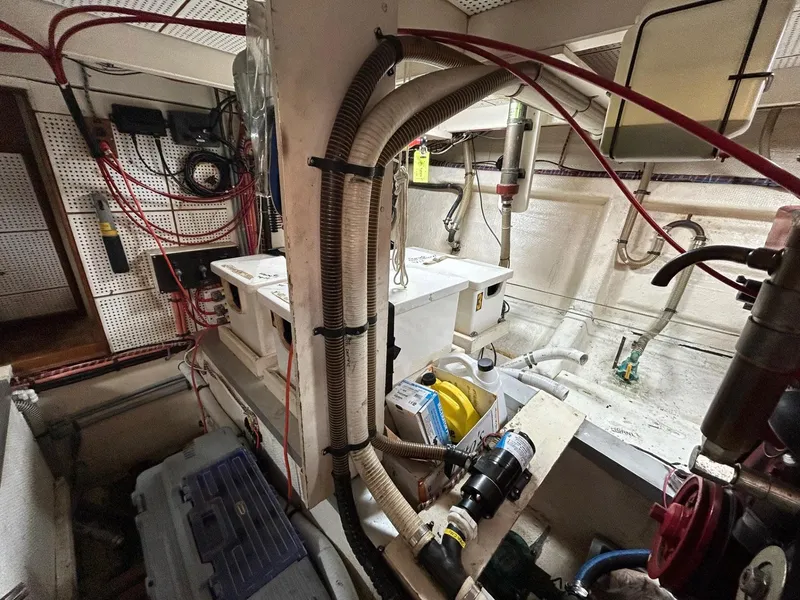 Slide: The Image of Grand Banks 42 Classic 1986 - 57