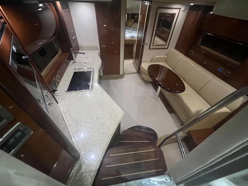 Slide: The Image of Sea Ray 40 Sundancer 2008 - 10