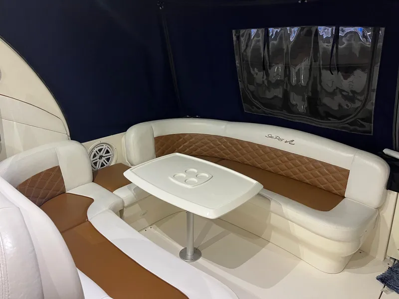 Slide: The Image of Sea Ray 40 Sundancer 2008 - 5
