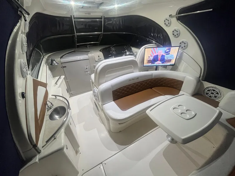Slide: The Image of Sea Ray 40 Sundancer 2008 - 7