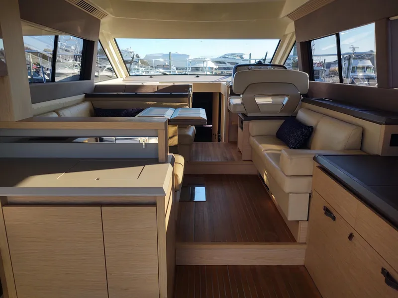 Slide: The Image of Blue interior - 24