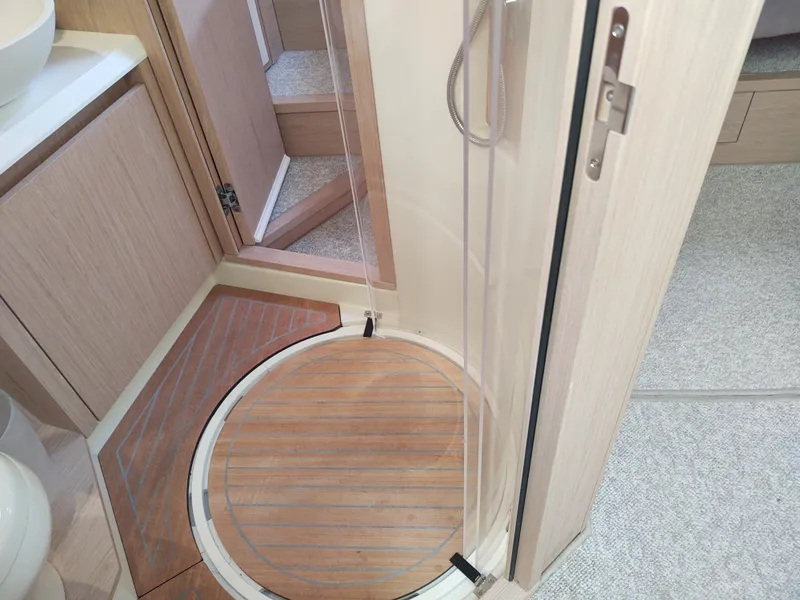 Slide: The Image of Blue guest head shower - 56