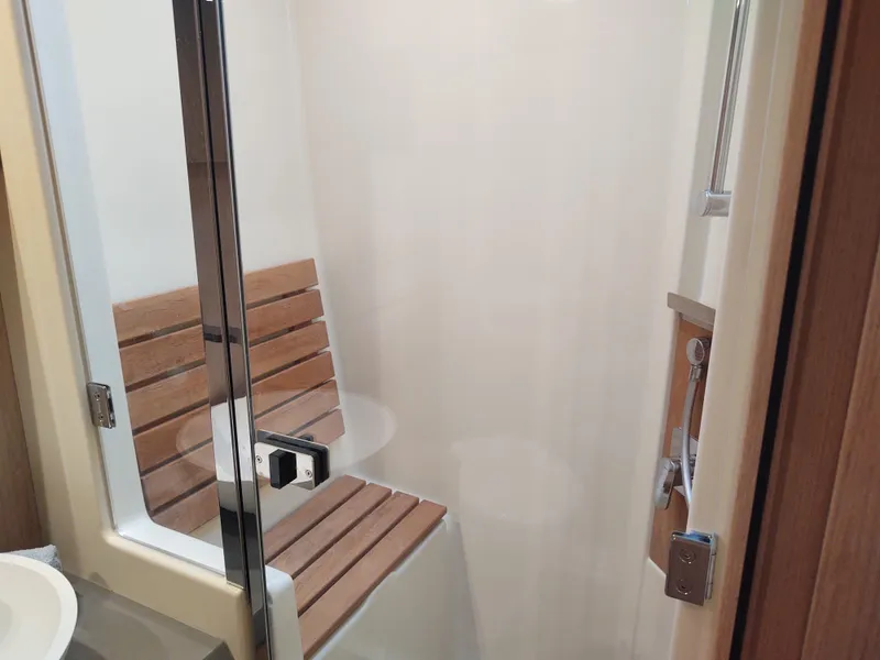 Slide: The Image of Blue Owner head stall shower  - 65