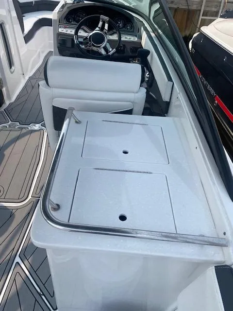 Slide: The Image of Monterey 255 SS 2022 - 6