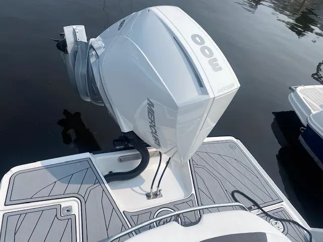 Slide: The Image of Monterey 255SS Super Sport 2022 - 10