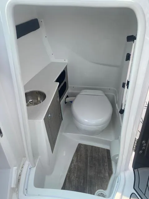 Slide: The Image of Monterey 255SS Super Sport 2022 - 4