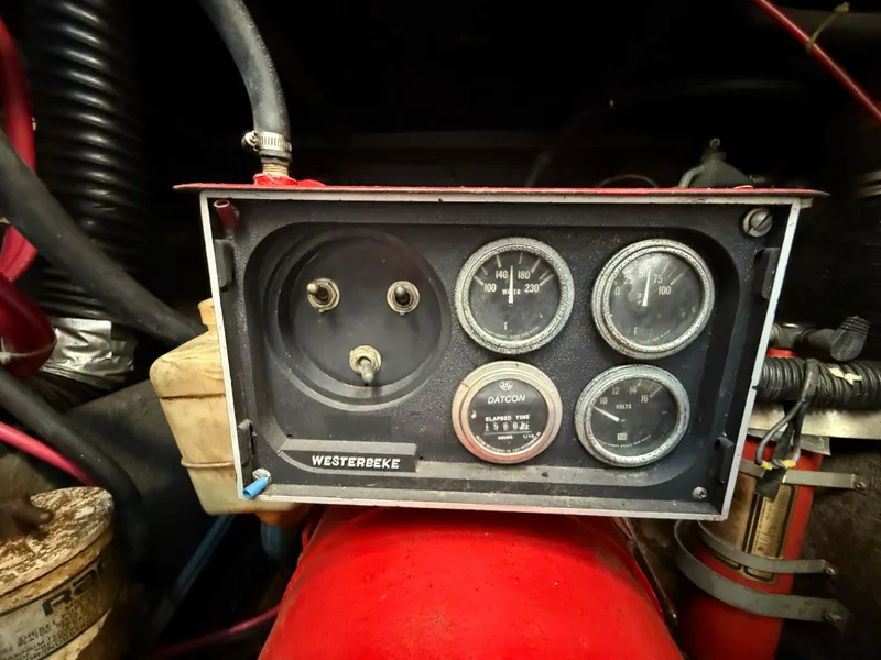 Slide: The Image of Westerbeke engine control panel on 1984 Sea Ray 390 Express Cruiser. - 28