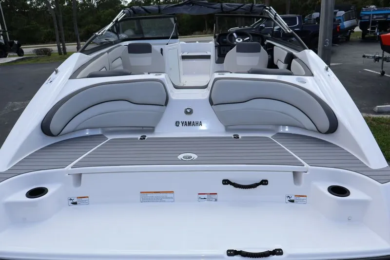 Slide: The Image of Yamaha SX190 2025 - 5