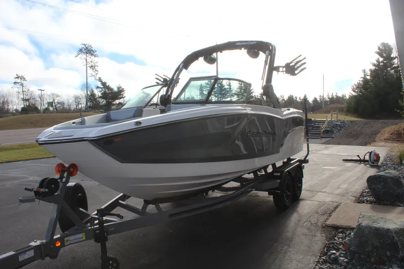 Slide: The Image of MasterCraft NXT21 2025 - 4