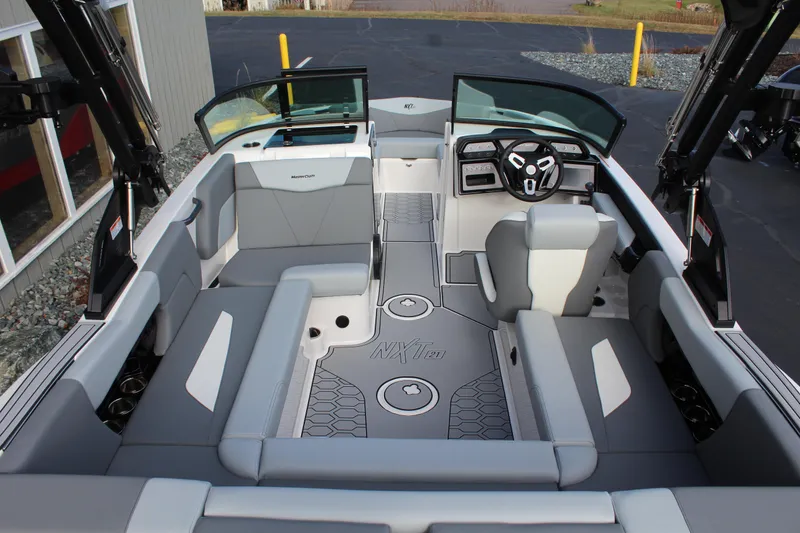 Slide: The Image of MasterCraft NXT21 2025 - 6