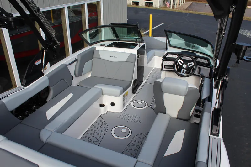 Slide: The Image of MasterCraft NXT21 2025 - 8