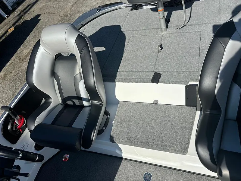 Slide: The Image of 2025 Nitro Z18 - 17