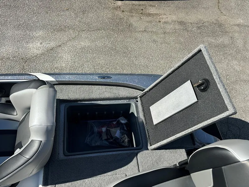 Slide: The Image of 2025 Nitro Z18 - 23