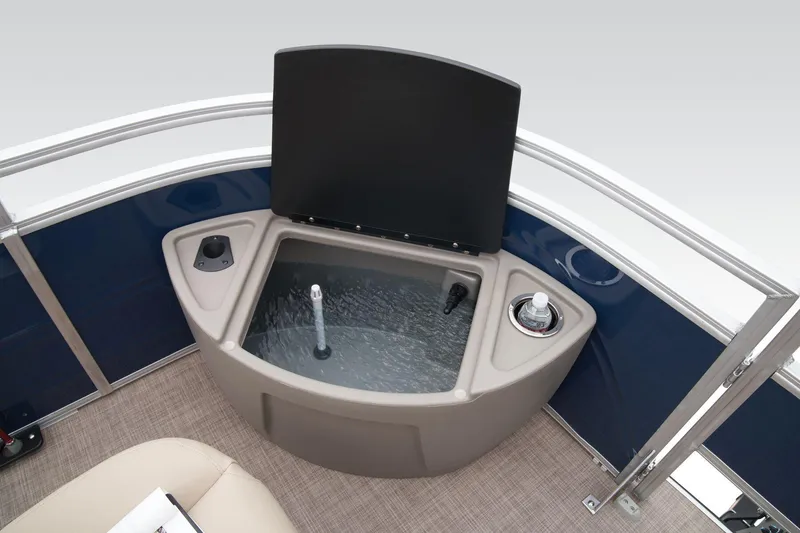 Slide: The Image of Manufacturer Provided Image: Sun Tracker Fishin' Barge 20 DLX - 15