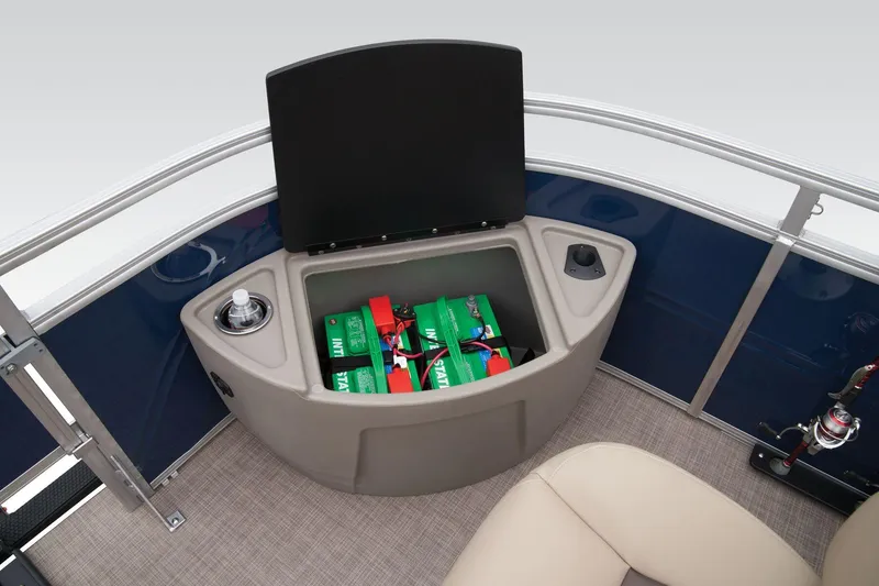 Slide: The Image of Manufacturer Provided Image: Sun Tracker Fishin' Barge 20 DLX - 16
