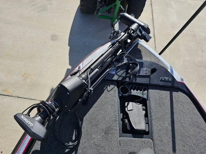 Slide: The Image of 2025 Nitro Z20 XL Pro boat with Garmin trolling motor on deck. - 23