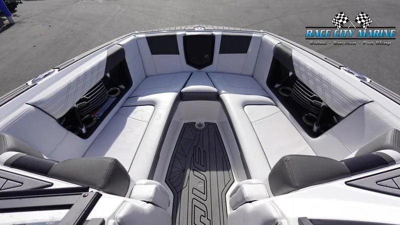 Slide: The Image of Nautique Super Air Nautique G23 2017 - 50