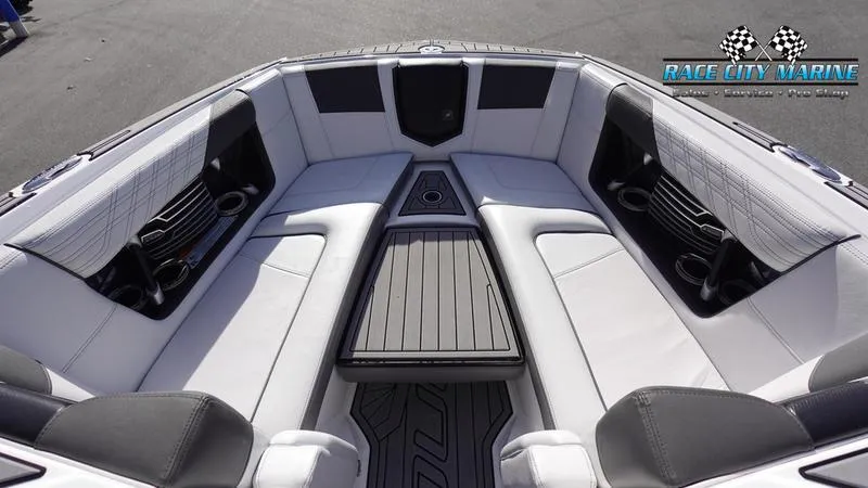 Slide: The Image of Nautique Super Air Nautique G23 2017 - 52