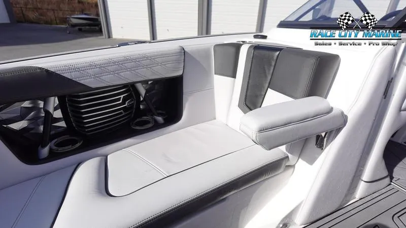 Slide: The Image of Nautique Super Air Nautique G23 2017 - 54