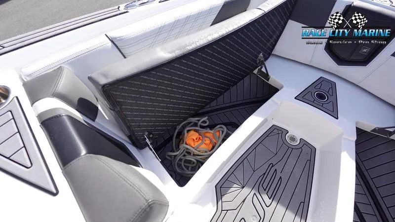 Slide: The Image of Nautique Super Air Nautique G23 2017 - 55