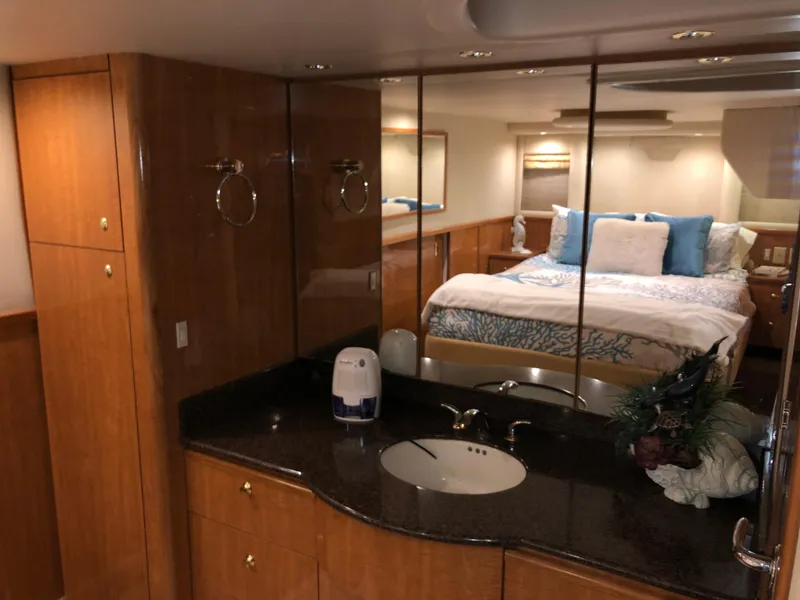 Slide: The Image of Luxurious 2002 Bayliner 5288 PILOTHOUSE yacht interior with elegant bedroom and bathroom. - 32
